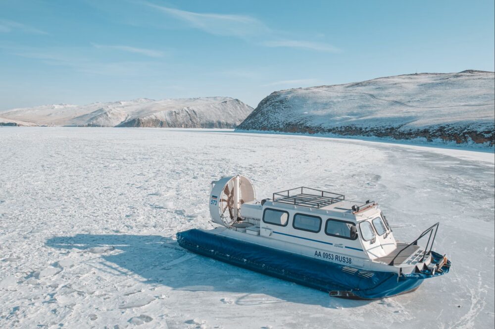 lulea-hovercraft-ijs-bergen