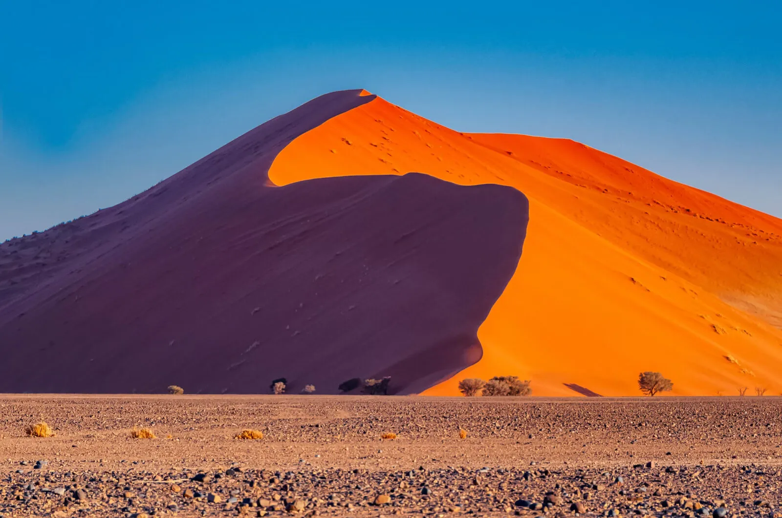 Namibië woestijnberg oranje