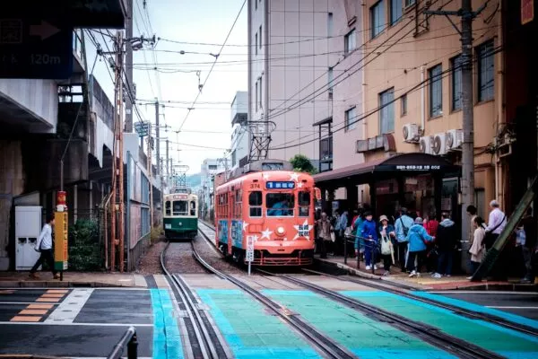 Tram in de stad Nagasaki