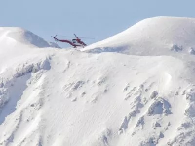 helikopter skien in ijsland