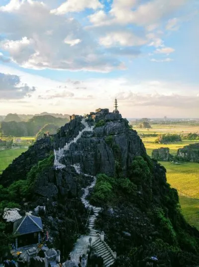hang mua in ninh binh vietnam