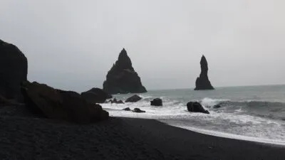 Zwarte stranden van Vik in IJsland