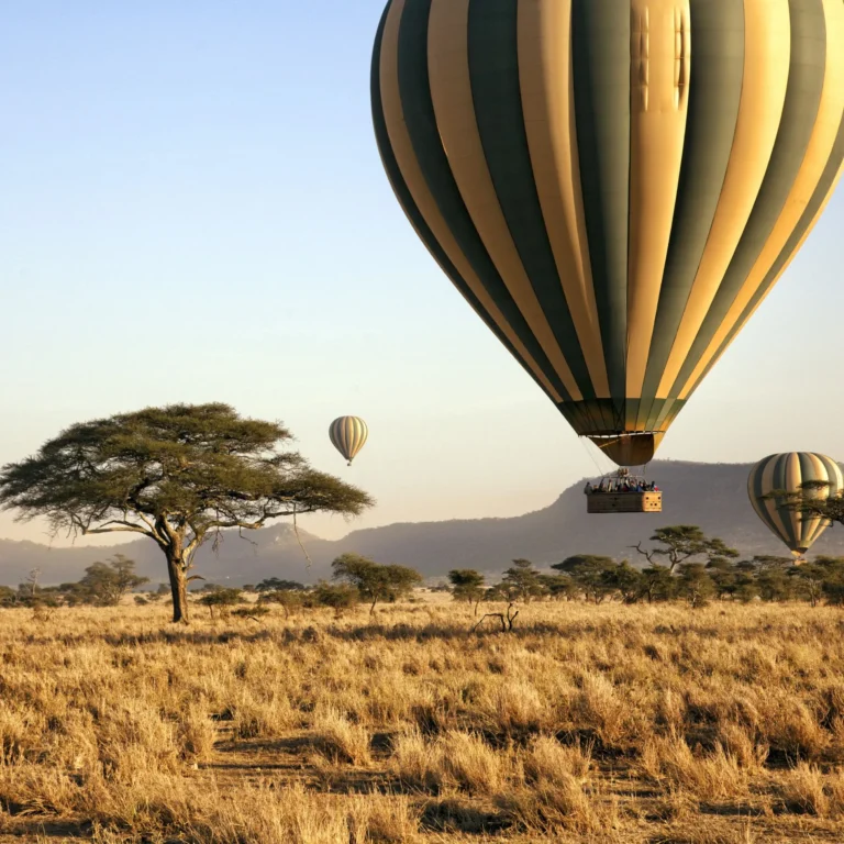Ballonsafari in de Serengeti, Tanzania.