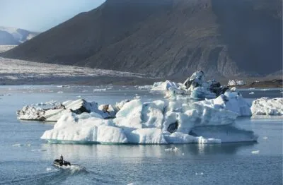 Zodiac-boot in Spitsbergen, Noorwegen