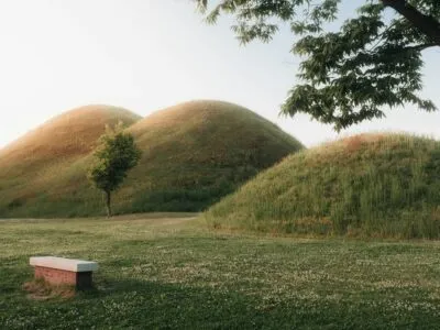 Daereungwon Tomb Complex in Gyeongju, Zuid-Korea.